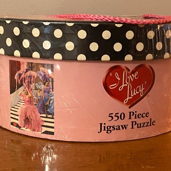 I LOVE LUCY 550 Piece Jigsaw Puzzle USAopoly Lucy Gets in the Pictures #116 - Picture 3 of 4